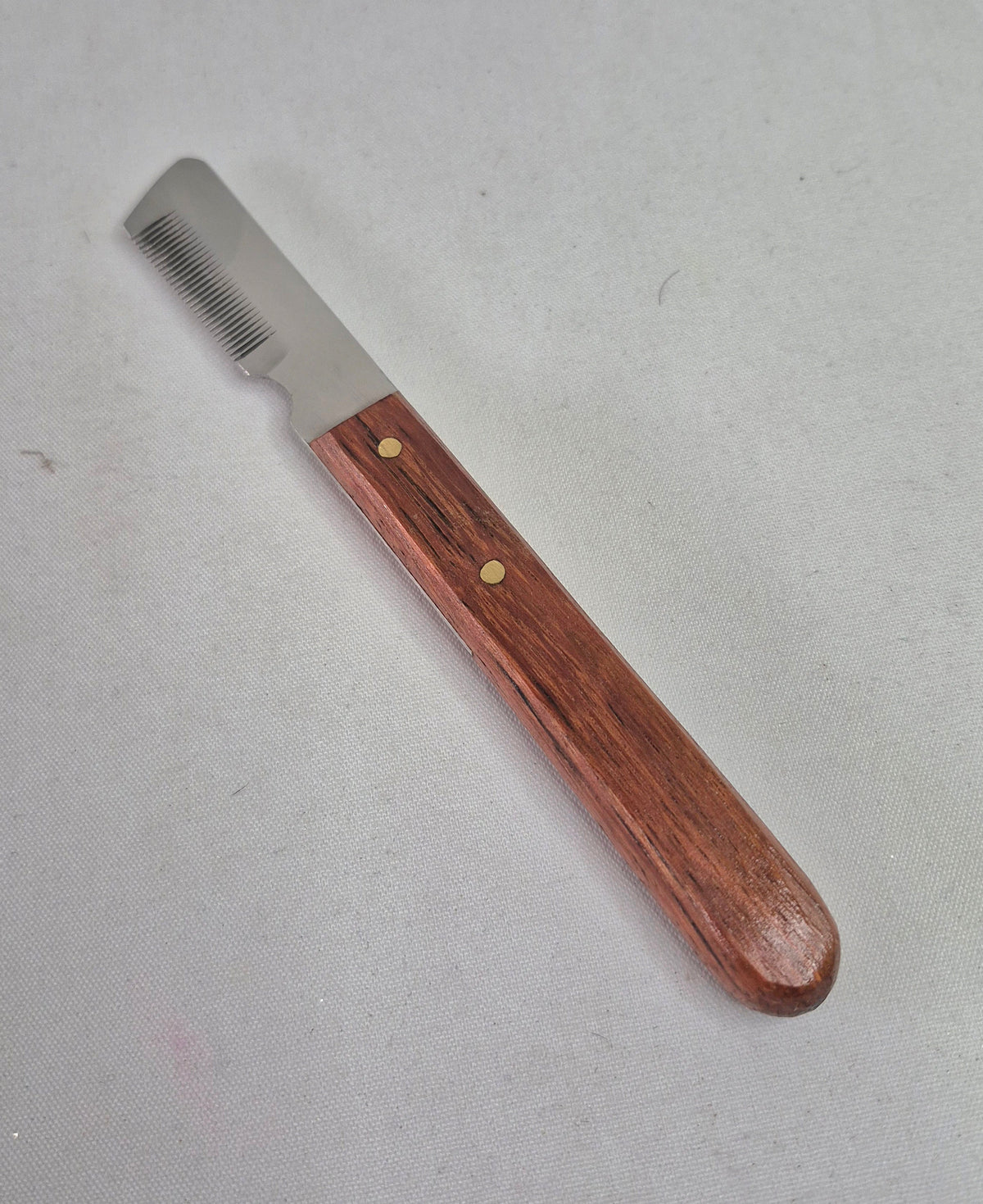 Left handed pet stripping knife (fine teeth)